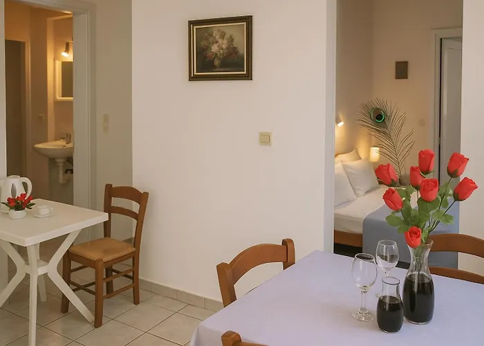 Blue Lake Holiday Homes - Keri Summer Escape