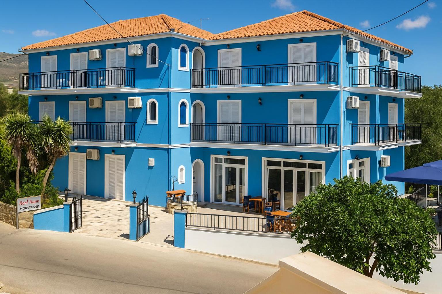 Blue Homes - Summer Escape Hotel apartamentowy Keri